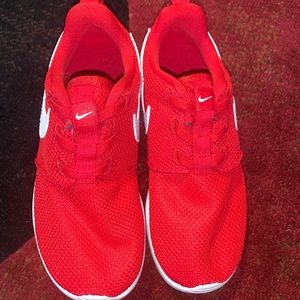 Size 13c childrens Red Nikes